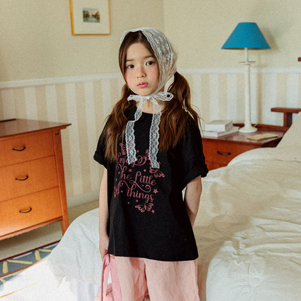 Freesia Short Sleeve Tee Korean juniors t-shirt in ivory made in Korea