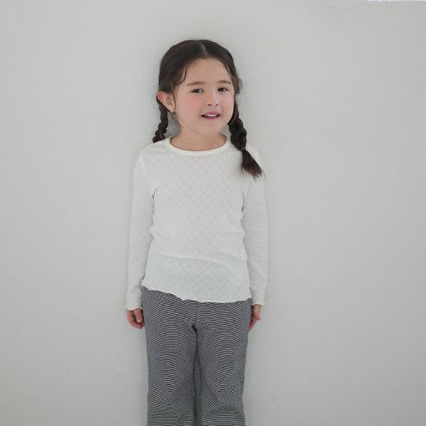 Rosy Eyelet Tee Korean toddler t-shirt in ivory made in Korea