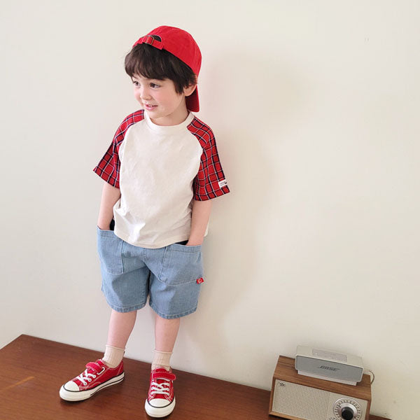Pocket Denim Shorts Korean toddler shorts in deep blue made in Korea