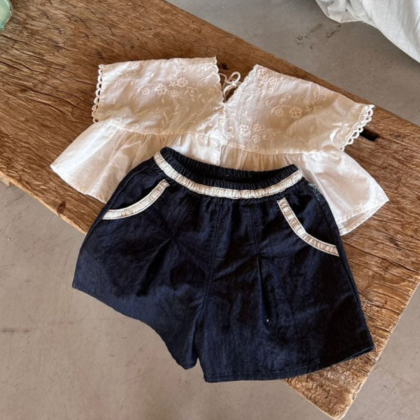 Ii Sally Lace Trim Shorts