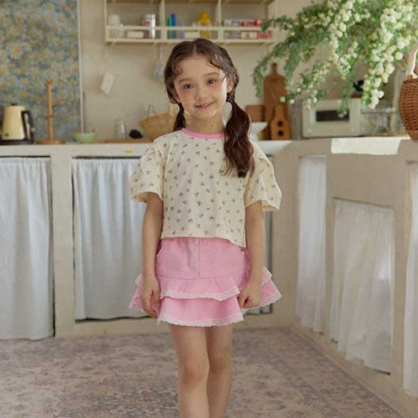 Melikey Flower Contrast Puff T-Shirt