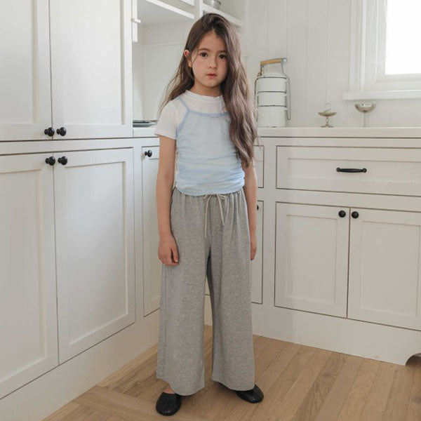 Sagging Wide Pants Korean toddler pants in pink made in Korea