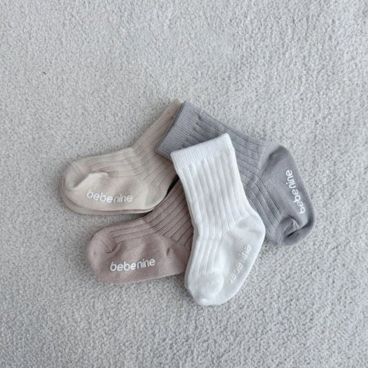 Butter Knee-High Socks Set