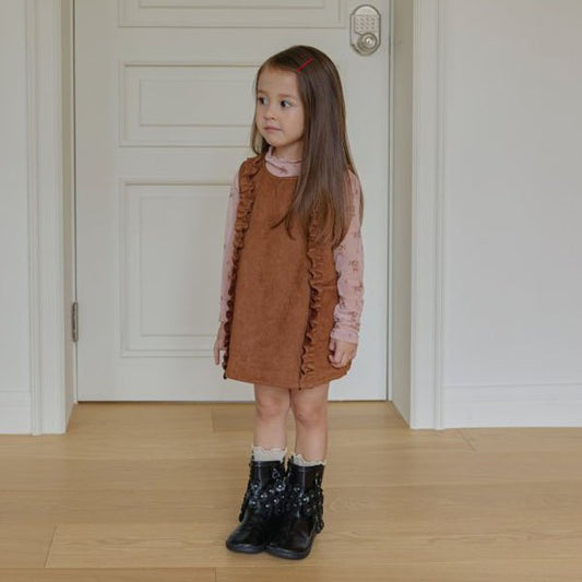 Vestido de ante con volantes