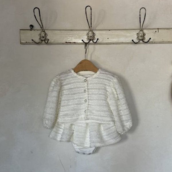 Conjunto de cárdigan para caniche