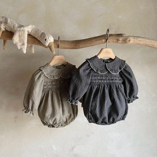 Autumn Zimmer Frill Suit