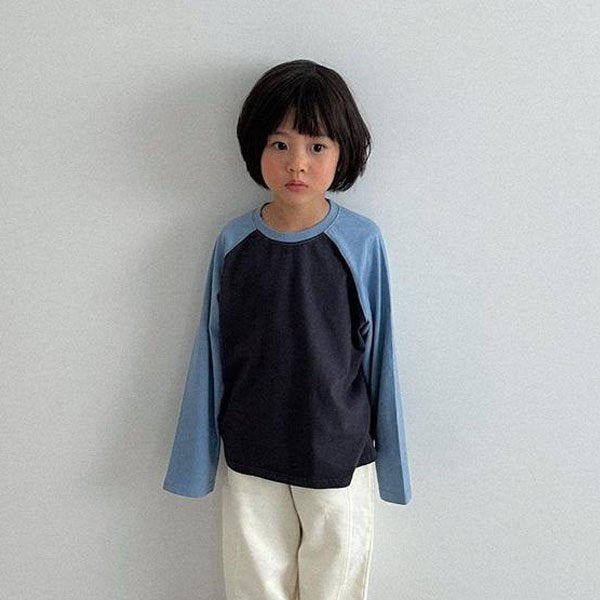 Slit Raglan T-Shirt
