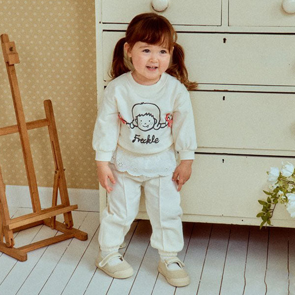 Milk Pintuck Pants