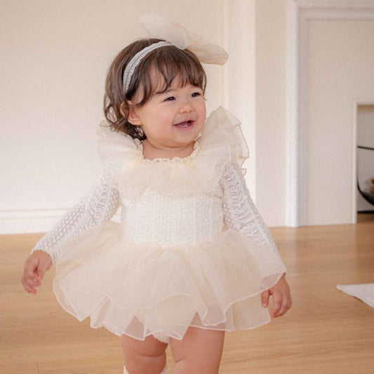 Romance de Crème Suit