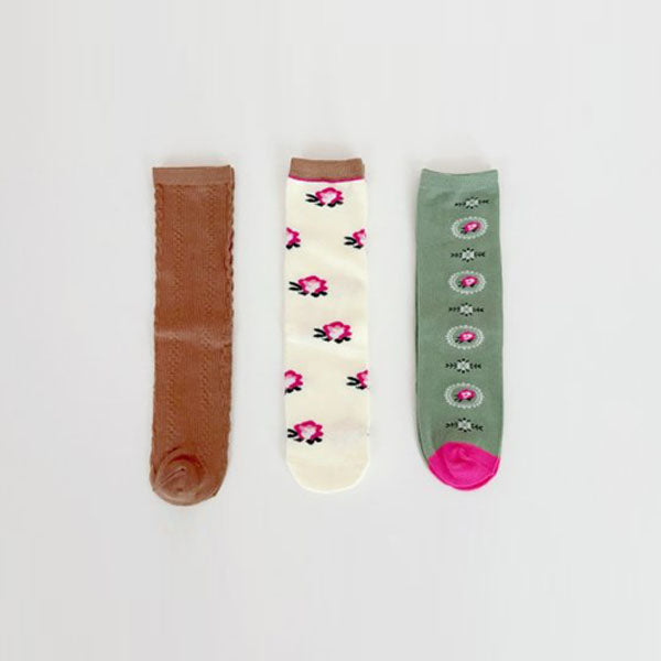 Camellia Socks Set