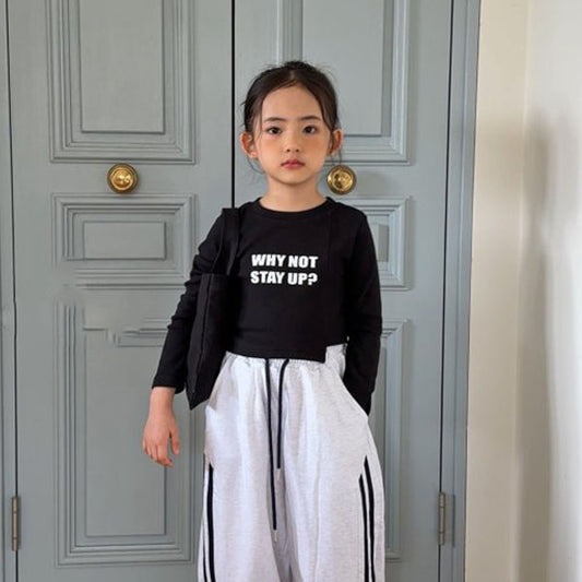 Camiseta con estampado asimétrico