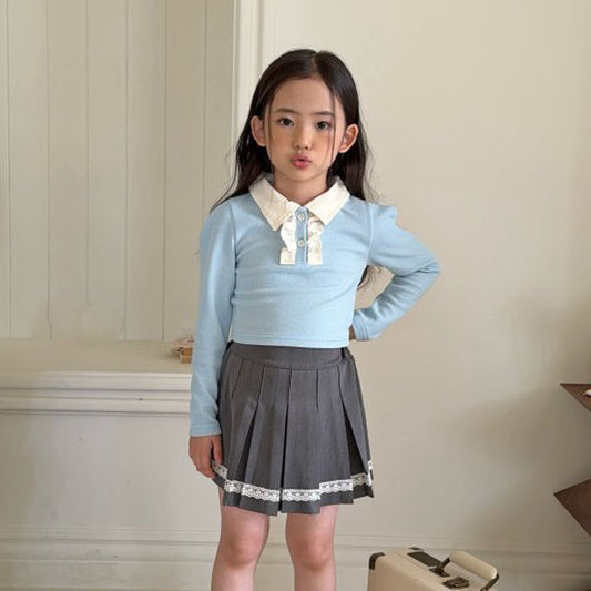 Camiseta con cuello con volantes