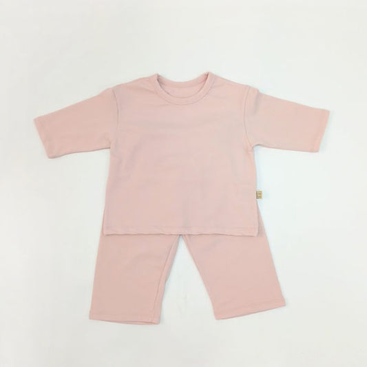 Conjunto de pijama cremoso