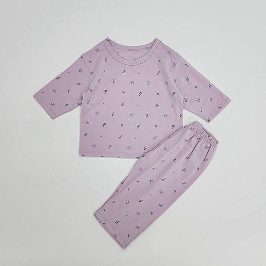 Conjunto de pijama de hojas orgánicas