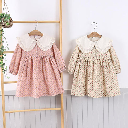 Vestido con cuello de pana