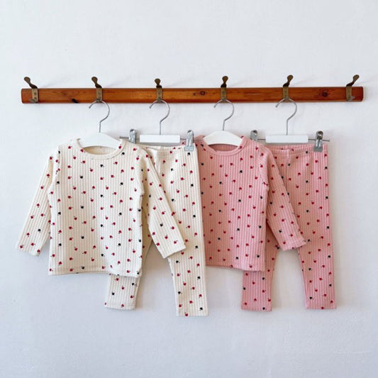 Conjunto de pijama de corazón