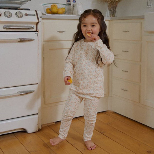 Conjunto de pijama de flores