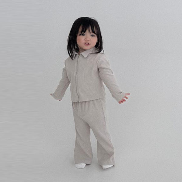 (Bebe) Doing Zip-up Set