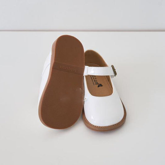 A026 Patent Flat Shoes