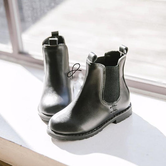 D9077 Bon Leather Boots