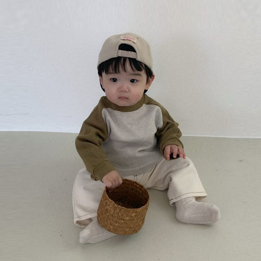 Waffle Raglan Sweatshirt