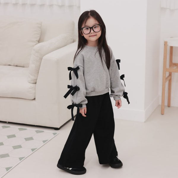Ribbon Sweatshirt