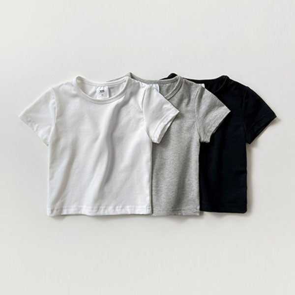 Mochi Basic Short Sleeve Tee Korean juniors t-shirt in white made in Korea