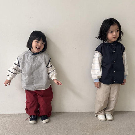 Kale Vest Korean juniors jacket in silver made in Korea
