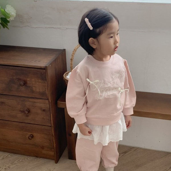 Ribbon Embroidery Tee Korean juniors t-shirt in pink made in Korea