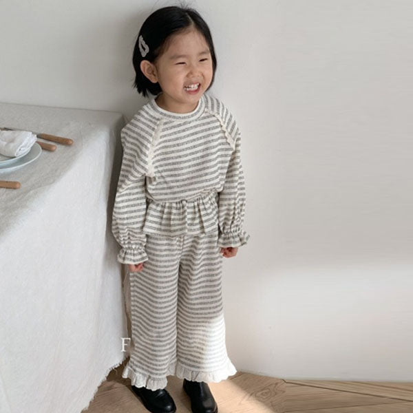 Leah Set Korean juniors set in pink made in Korea