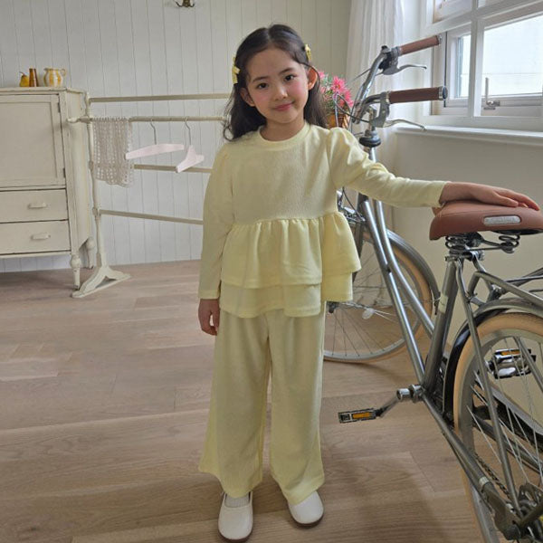 Tiered Wide Pants Set Korean juniors set in yellow made in Korea