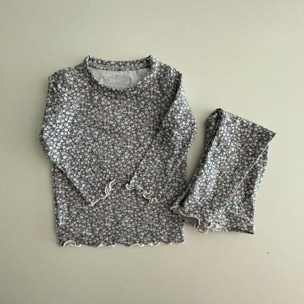 Little Flower Set Korean infant set in pink made in Korea
