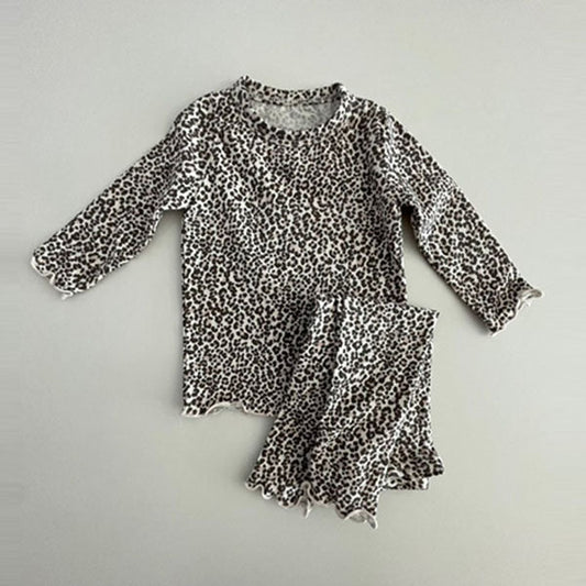 Pink Leo Set Korean infant set in light beige made in Korea