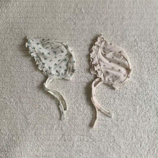 Sweetie Bonnet Korean kids accessory in ivory made in Korea