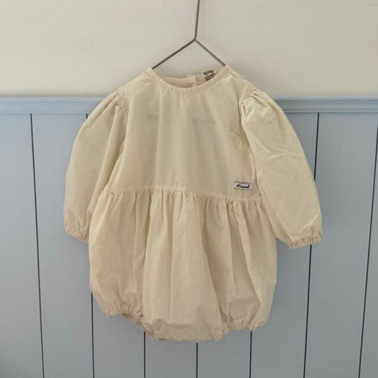 Pampas Bodysuit Korean infant bodysuit in cream made in Korea