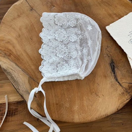 Lace Bonnet