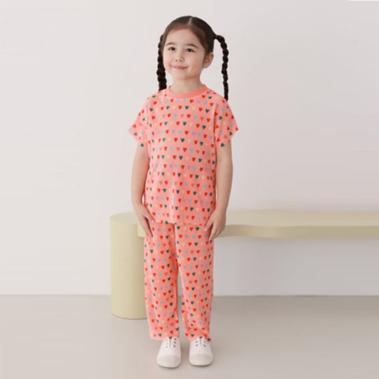 Pleated Top & Bottom Heart