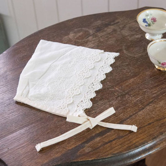Cecil Lace Bonnet