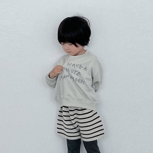 MINUTE Sweatshirt