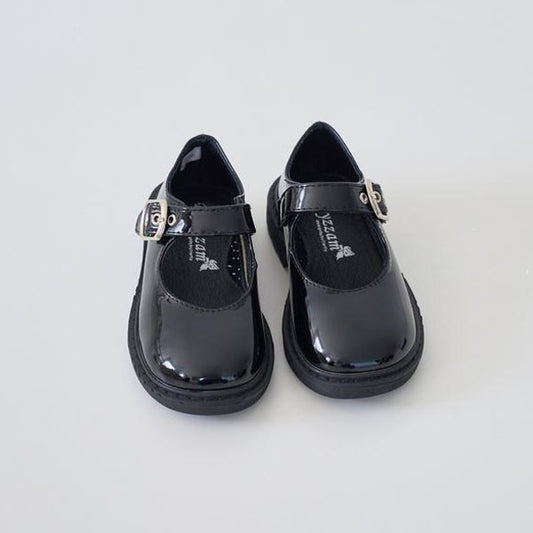 A065 Adora Flats