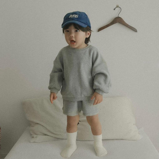 Minimal Sweatshirt